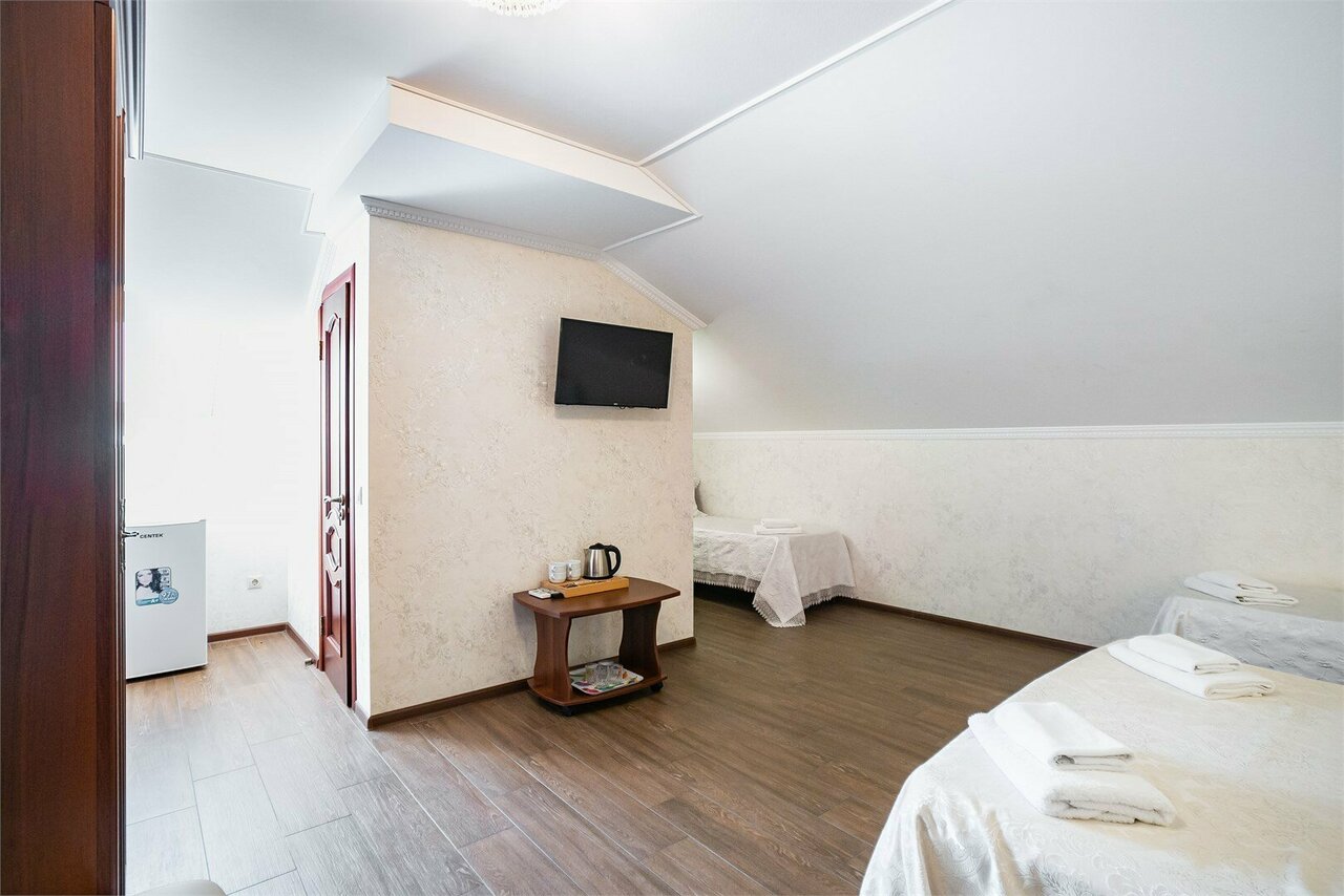 Гостевой дом Версаль Архипо-Осиповка