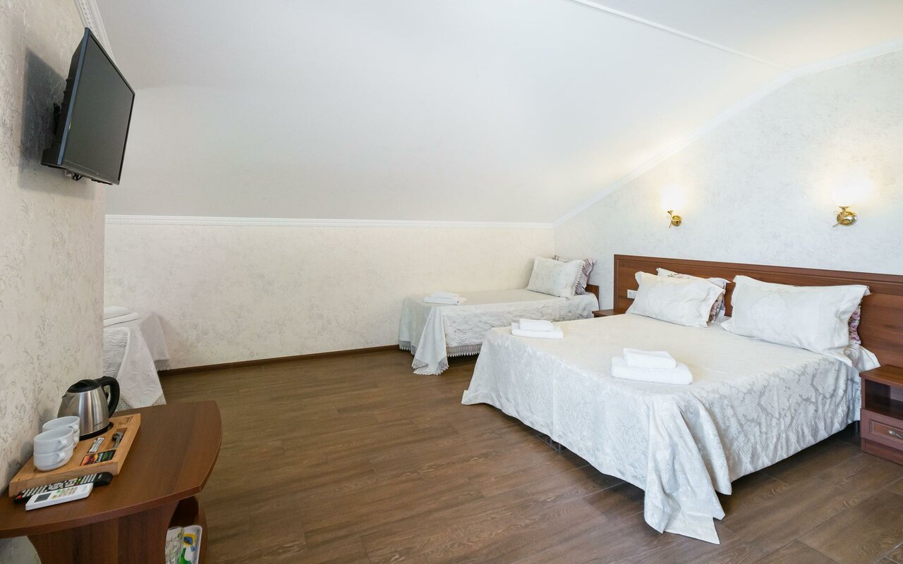 Гостевой дом Версаль Архипо-Осиповка-60