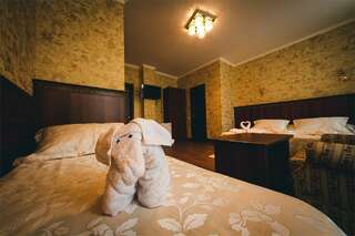 Гостевой дом Версаль Архипо-Осиповка Четырехместный номер комфорт-3