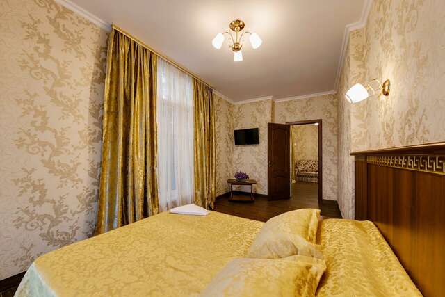 Гостевой дом Версаль Архипо-Осиповка-75