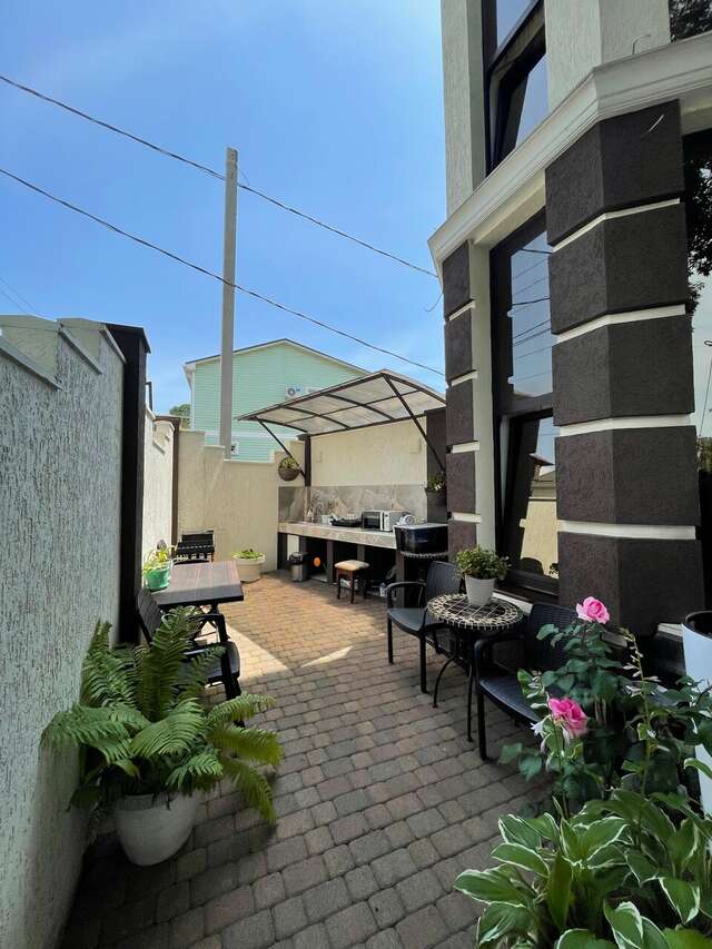 Гостевой дом Версаль Архипо-Осиповка-11