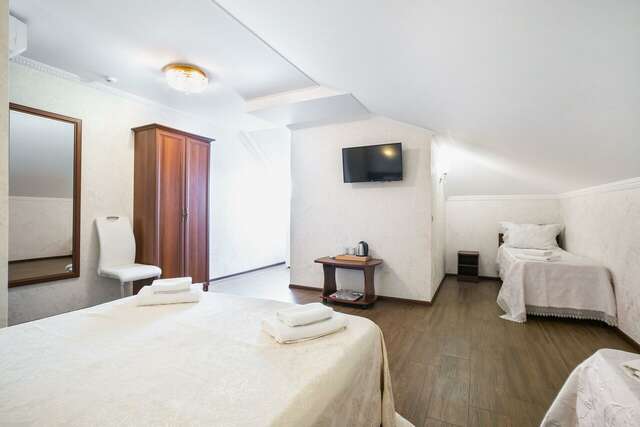 Гостевой дом Версаль Архипо-Осиповка-71